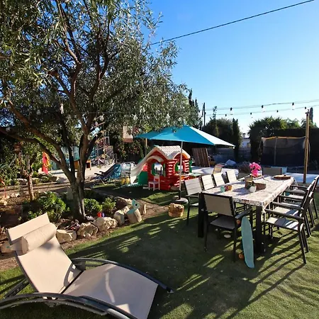וילה Villa Verde בוסוט